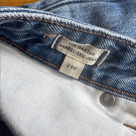 Madewell darted barrel leg Blue Jeans - Picture 3 of 4
